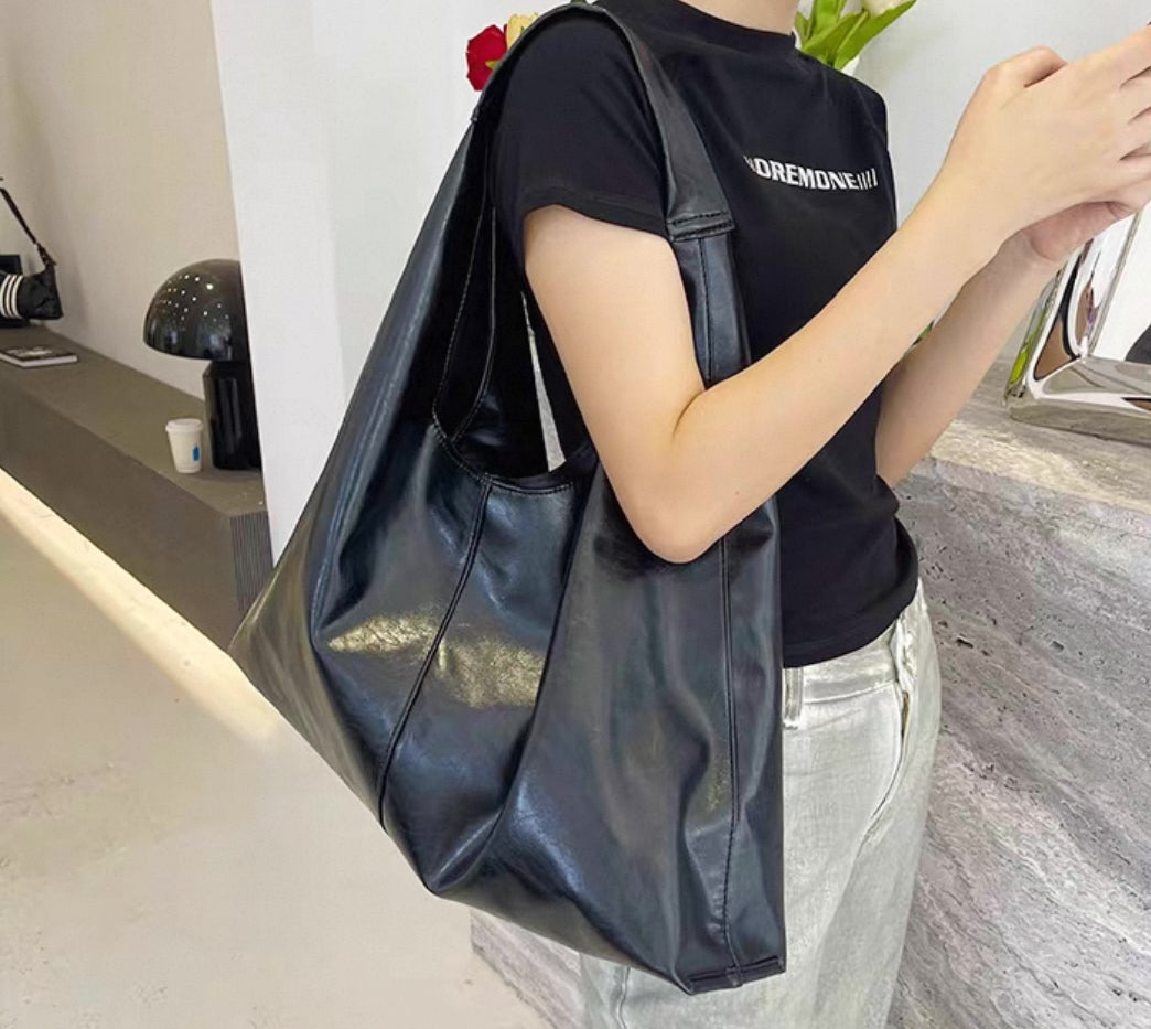 Minimalist Tote bag