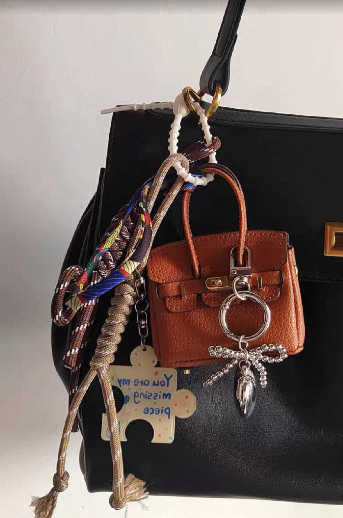 “Mini bag” bag keychain
